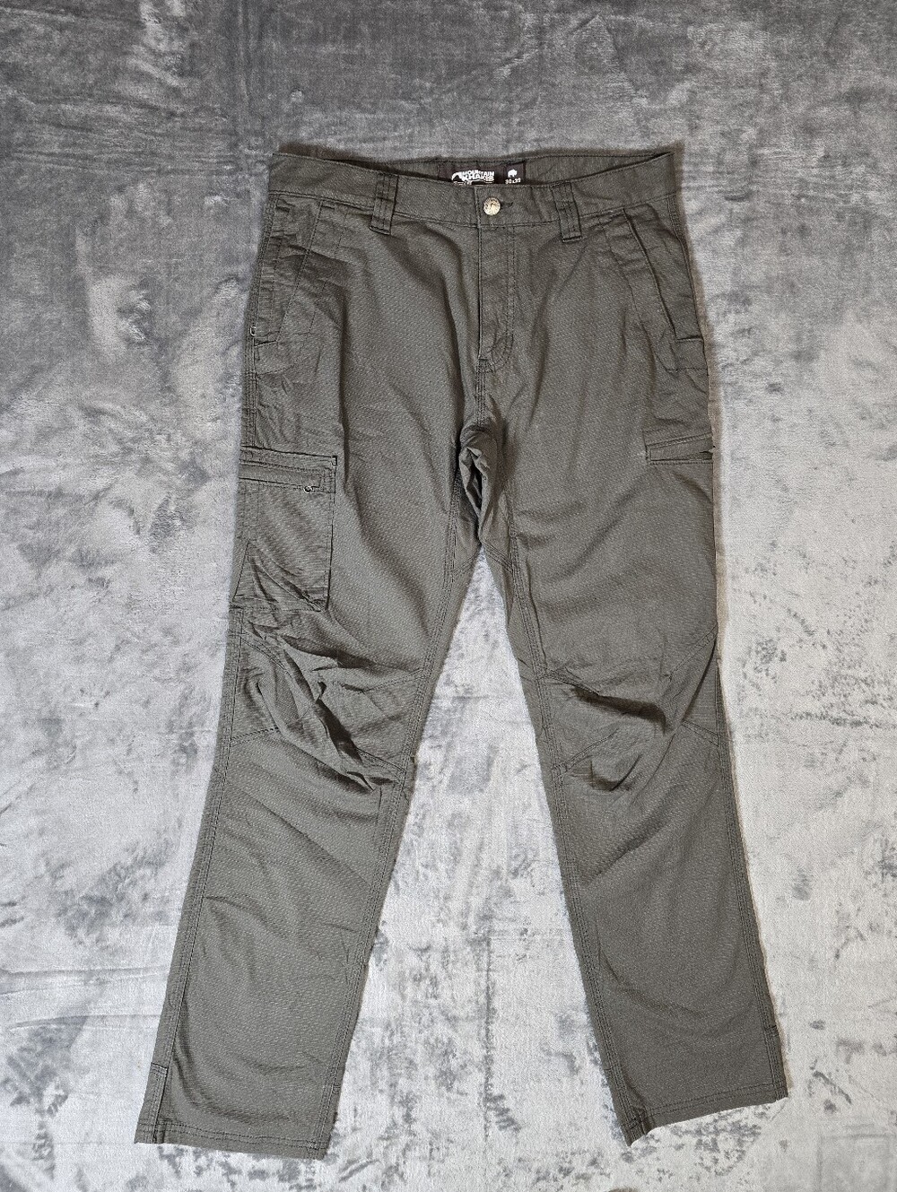 Mountain Khakis Hiking Utility Cargo Pants Size 30x32 Fits 32x32 Ripstop